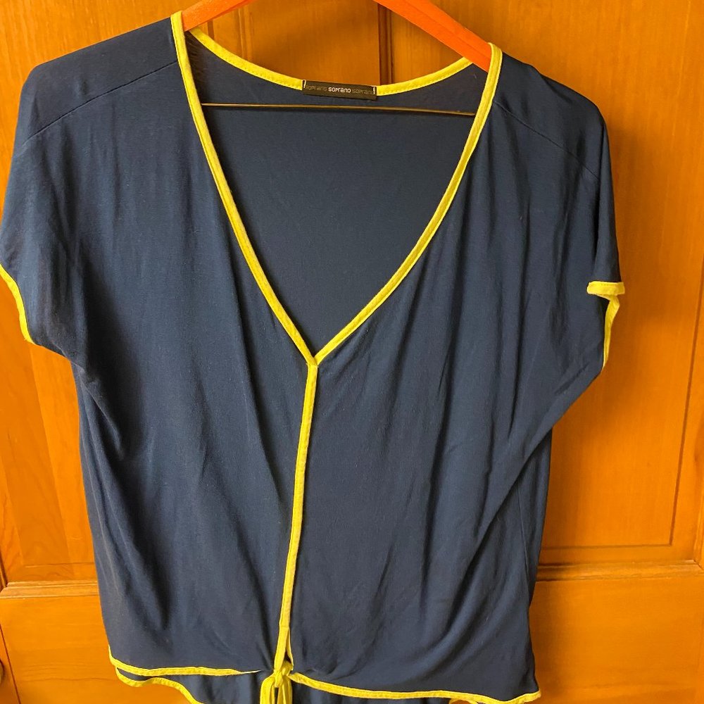 Soprano Women's Navy/Yellow Top/Blouse Size Small In Great Shape!! - Picture 1 of 5